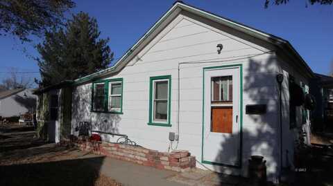 612 S Taylor Ave, Glendive, MT 59330