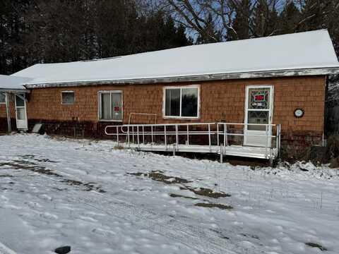 8694 HWY 8, Crandon, WI 54520