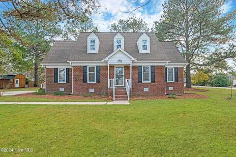 104 Essex Drive, Winterville, NC 28590