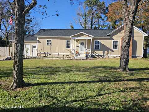 402 Warren Street, Williamston, NC 27892