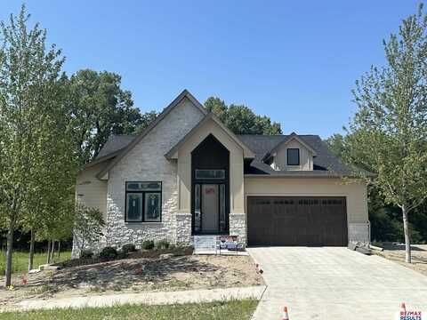 20142 W Street, Omaha, NE 68135