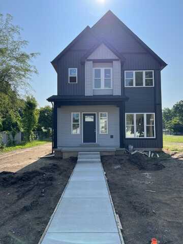 102 S Mill Street, Dowagiac, MI 49047