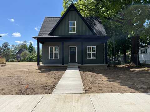 107 Lester Avenue, Dowagiac, MI 49047
