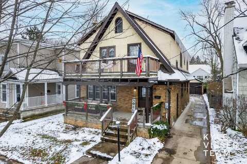 565 Lovett Avenue SE, Grand Rapids, MI 49506