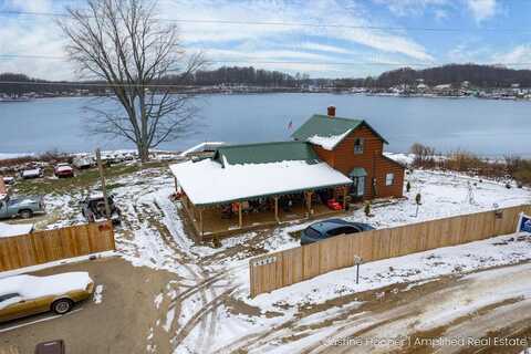 5480 W Cloverdale Road, Delton, MI 49046