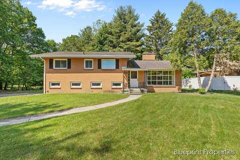 1763 Derbyshire Street SE, Grand Rapids, MI 49508