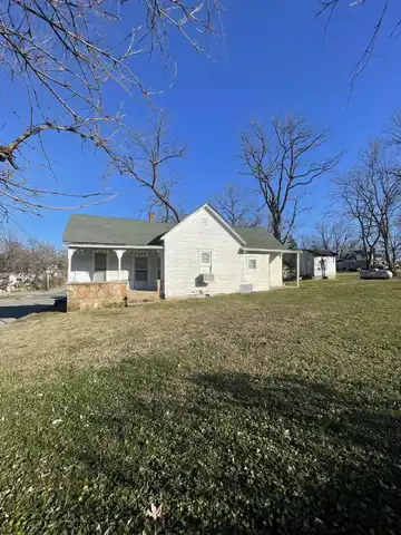 926 Washington Avenue, West Plains, MO 65775