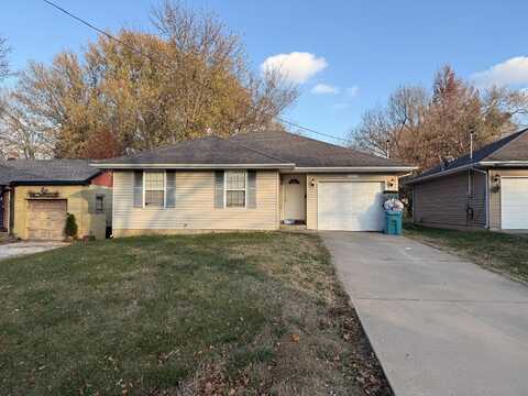 1954 S Fort Avenue, Springfield, MO 65807