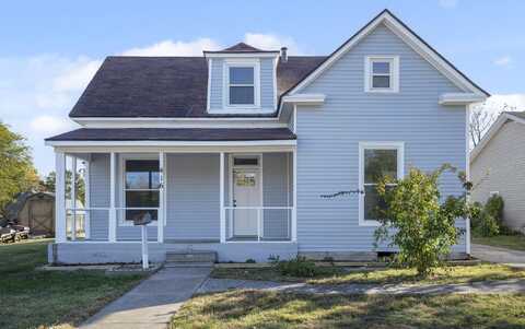 416 E College Street, Aurora, MO 65605