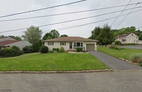 5 Sycamore Rd, Clark, NJ 07066