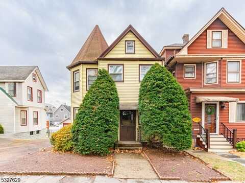 466 Devon St, Kearny, NJ 07032