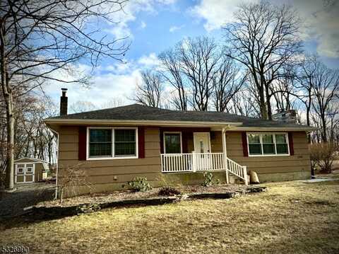 130 Weldon Rd, Jefferson Twp., NJ 07849