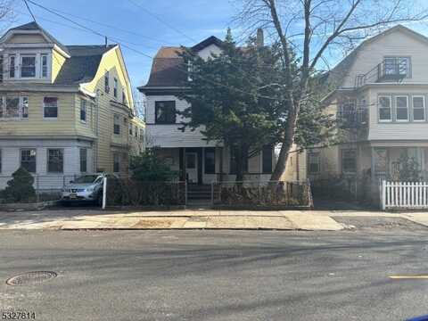 38 Farley Ave, Newark, NJ 07108