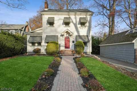 61 Plymouth Ave, Maplewood, NJ 07040