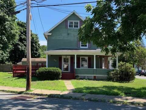 80 Saint Marys St, Wharton, NJ 07885