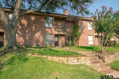 5805 Hollytree, Tyler, TX 75703