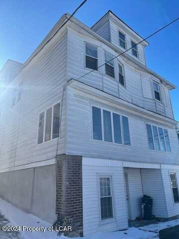 123 W Noble Street, Nanticoke, PA 18634