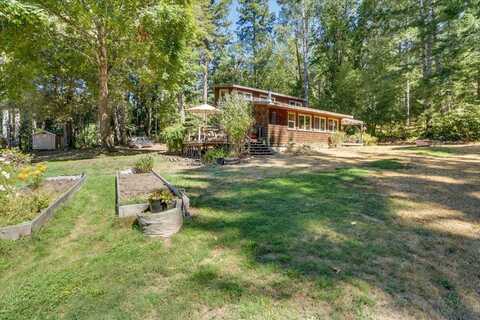 227 Evergreen Way, Petrolia, CA 95558