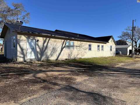 738 NW 155 Ave, Attica, KS 67009