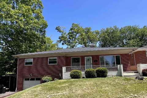 102 Ricketts Road, Huntington, WV 25705