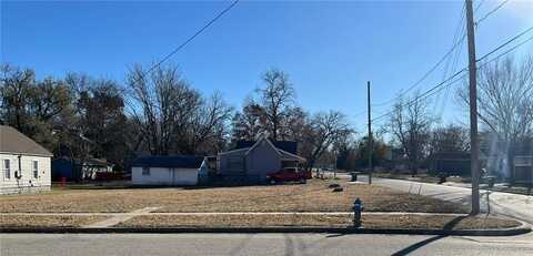 122-124 N Spring Street, Nevada, MO 64772