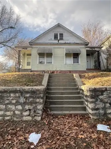 1902 Savannah Avenue, Saint Joseph, MO 64505