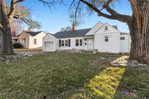 11209 Highridge Drive, Independence, MO 64052