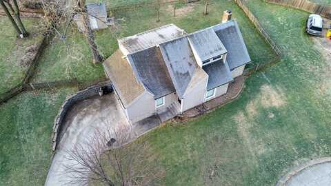 2712 S Cochise Drive, Independence, MO 64057