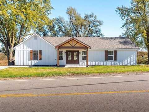 17391 State Route 371 Highway, Faucett, MO 64448