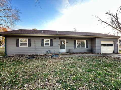 908 W Pine Street, Columbus, KS 66725