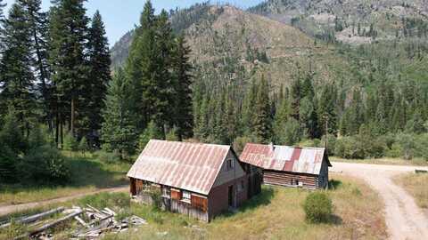 2236 Johnson Creek Road, Yellow Pine, ID 83677