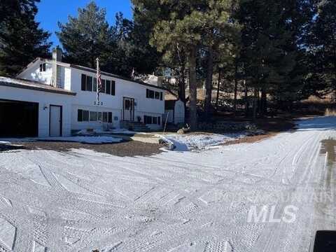 509 N School, Cascade, ID 83611