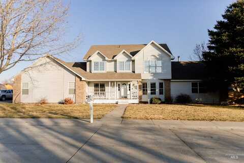 1950 N 4th E, Mountain Home, ID 83647