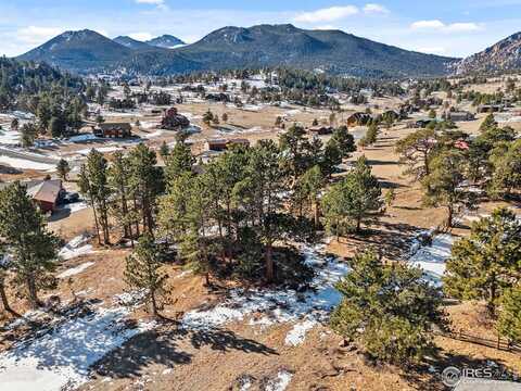 405 Pawnee Dr, Estes Park, CO 80517