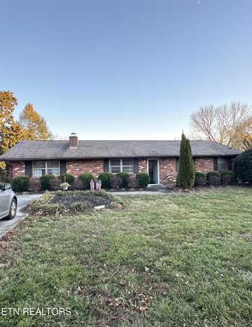 2623 Harrison Rd, Lenoir City, TN 37771