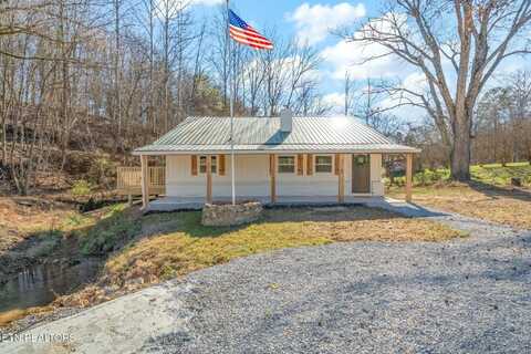 2112 Knob Rd, Maryville, TN 37803