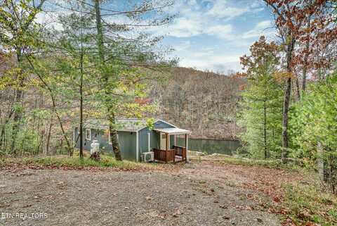 66 Hickory Hollow Rd, Crossville, TN 38572