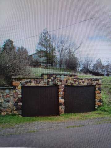 Haskins Street, Klamath Falls, OR 97601