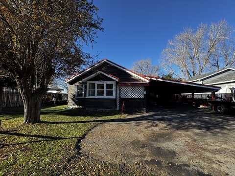 1752 Arthur St. Street, Klamath Falls, OR 97603