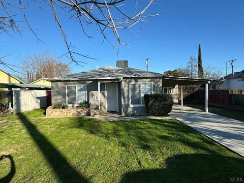 1313 11th Avenue, Hanford, CA 93230