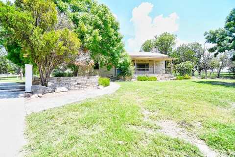 155-b Nimitz Dr, Kerrville, TX 78028