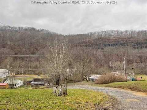 653 Herold Road, Sutton, WV 26601