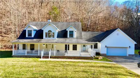 7407 Kanawha State Forest Drive, Charleston, WV 25314