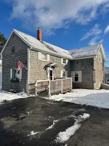 4 Merrick Street, Veazie, ME 04401