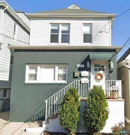 493 Morningside Avenue, Fairview, NJ 07022