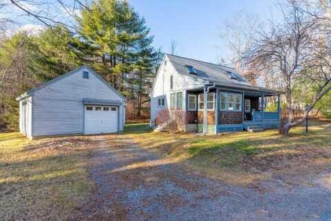 17 North Village Road, Wells, ME 04090