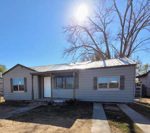 1616 McKinley Street, Levelland, TX 79336