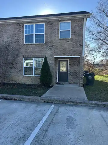 211-2 Hurley Lane, London, KY 40744