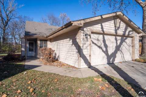 4028 Crossgate Court, Lawrence, KS 66047