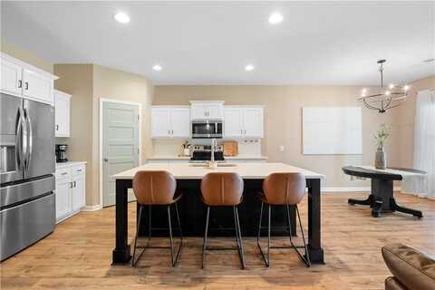1029 FINN COURT, OPELIKA, AL 36801